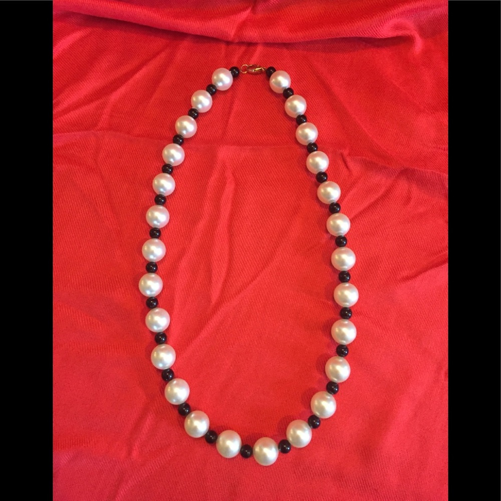 Women’s Costume Jewelry